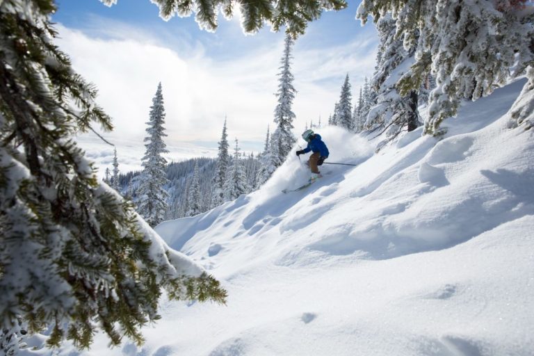 Downhill Skiing Schweitzer Mountain